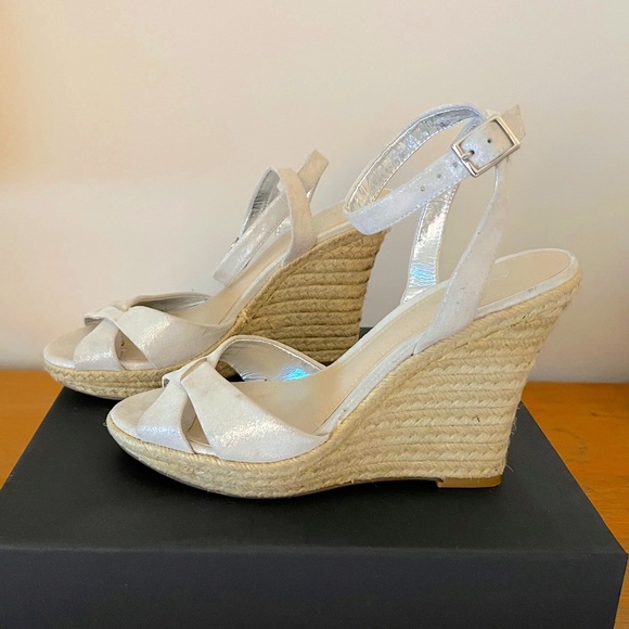 Aldo Shoes - Never Worn ALDO Champagne Shimmer Nubuck Espadrilles - Size 7